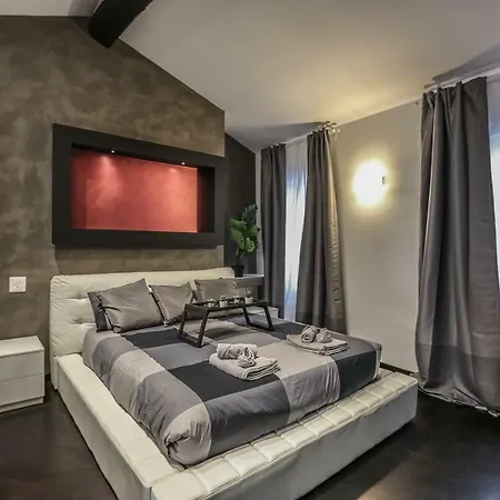 Apartment Stylish Near Duomo *